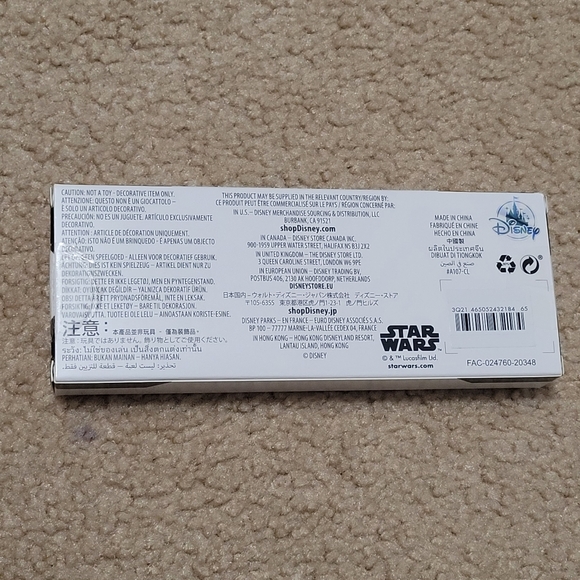 New Disney Key Star Wars May the 4th Be With You Mystery Key Blind Box Unopened - Picture 2 of 2